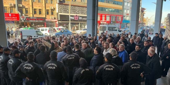 Taksici ve Dolmuşçu Esnafı Kontak Kapattı