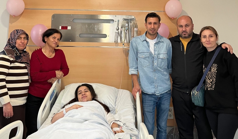 6fd03d35-9335-44e7-8599-e4372f8d210b