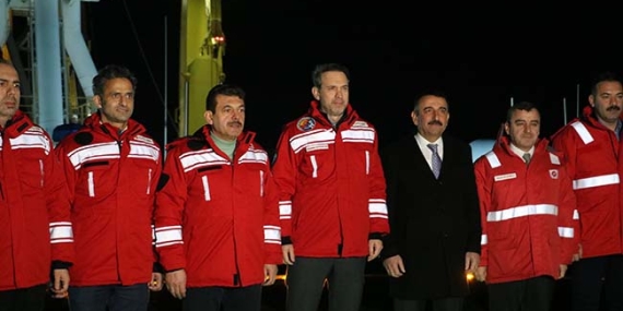 BAKAN BAYRAKTAR FİLYOS LİMANINDAN AÇIKLAMALARDA BULUNDU