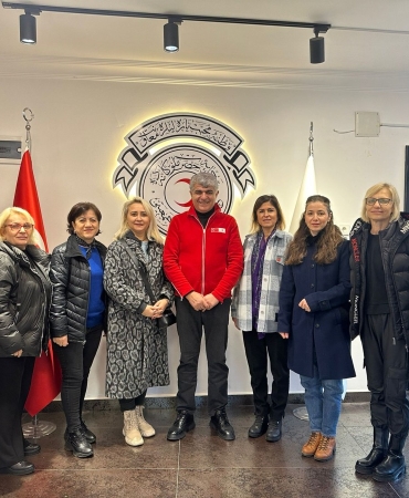 20250116-turk-kizilayi-kdzeregli-subesini-ziyaret-ettiler-940666-a433d1ecd0dd37e763ca
