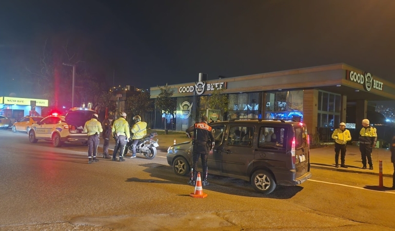 20250120-zonguldakta-141-polisle-huzur-67-uygulamasi-731275-262cecf861f6f3c3450c