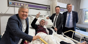 2ae309d9-5df3-4cff-91c6-688a0eaf4932