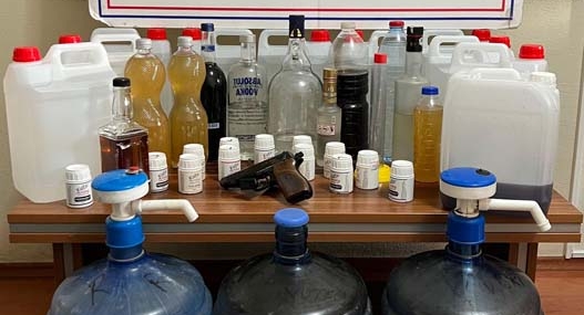 El Yapımı Alkol ve Alkol Yapım Aparatı ele geçirildi