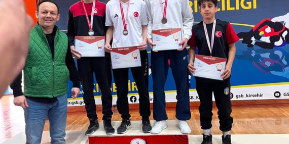 GÜREŞTE TÜRKİYE 3.SÜ OLDU.