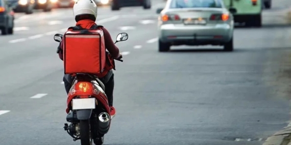 MOTOKURYELERİN TRAFİĞE ÇIKIŞ YASAĞI KALDIRILDI