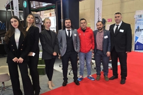 ef8a35af-7ff8-4d66-83c1-ac58bf9ee9f0