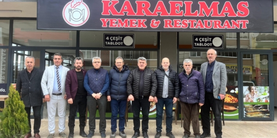 Bu lokantada 4 Çeşit yemek bir tavuk dürüm parası