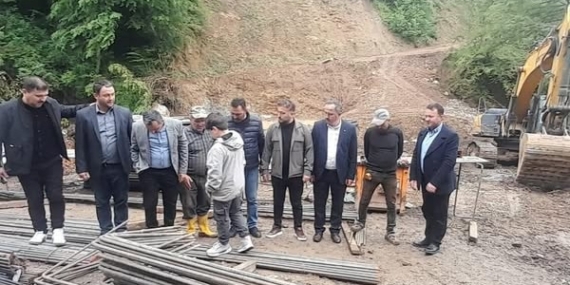 Çanakçıdere Köprüsü Yapılıyor