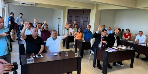 BELEDİYE 17 DÖNÜM ARSASINI 170 MİLYON TL KARŞILIĞI SGK VE VERGİ DAİRESİNE DEVİR ETTİ. BORÇLARI SIFIRLADI.