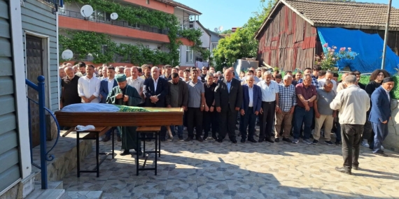 ANNE KARACA’YA SON GÖREV