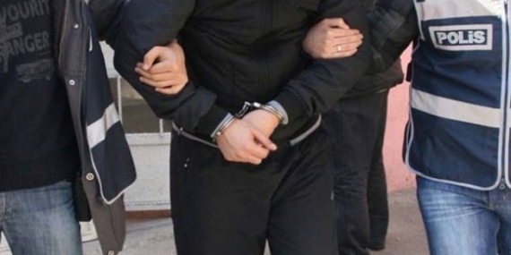 Muhtar ve yeğeni uyuşturucudan tutuklandı