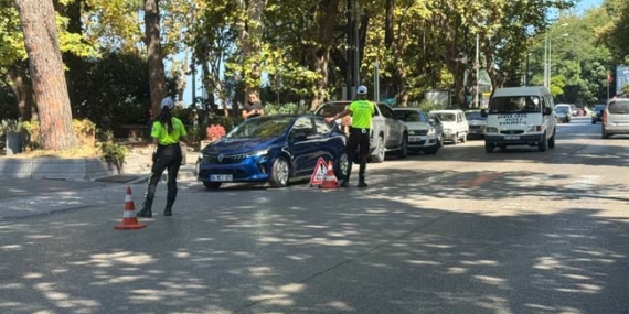 EMNİYETTEN SÜRÜCÜLERE YÖNELİK DENETİMLER SÜRÜYOR