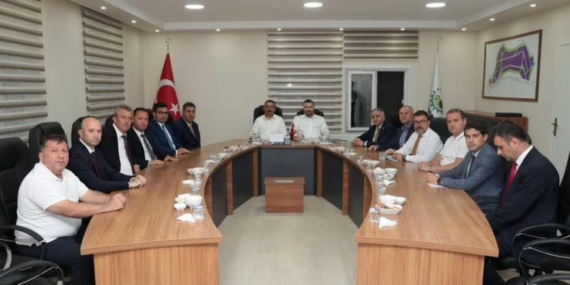 OKTAY “ALAPLI İÇİN FAYDALI BİR GÖRÜŞME OLDU.” 
