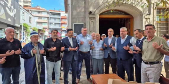ESNAFLARIN HAYRINA YAPILDI