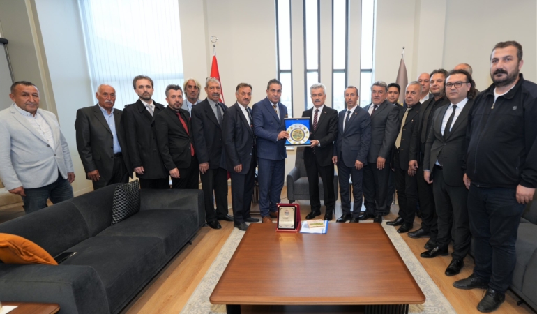 559019103_4030760993840968_265693125930726702_n