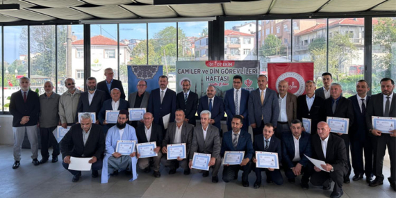 KAYMAKAM KÖKSALDAN 70 DİN GÖREVLİSİNE BAŞARI BELGESİ
