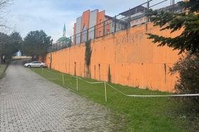 ALAPLI TOKİ İLK VE ORTAOKULU'NDA İSTİNAT DUVARINDA ÇÖKME TEHLİKESİ