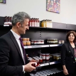 ÇAY-KA LEZZET FABRİKASI'NDA KADINLAR ÜRETECEK, YÖRESEL ÜRÜNLER TANITILACAK