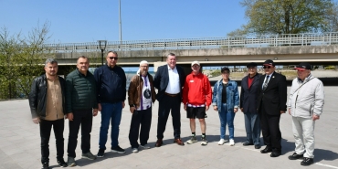 7cf37184-f02b-42e5-9868-ca6f71151a98