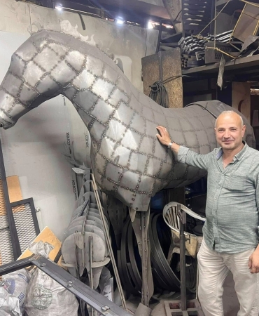 ada6ef02-4cb8-4667-8394-c69f169bc192